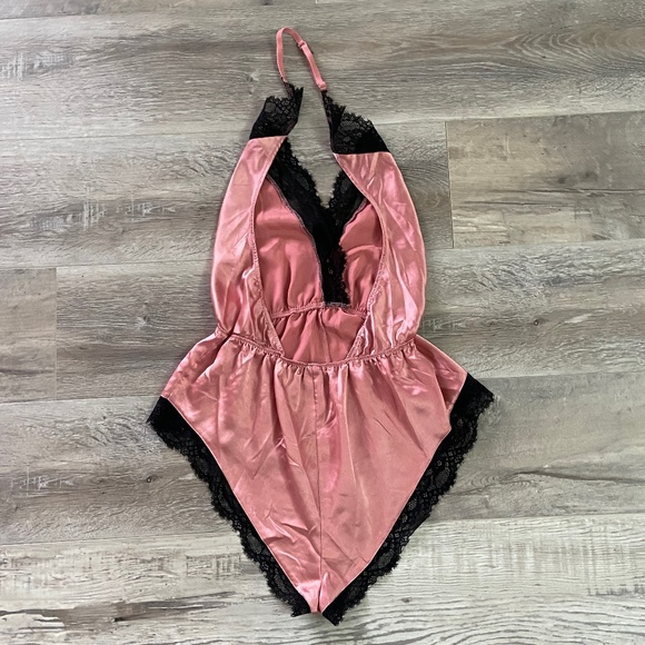 LaSenza Lace Trim Halter Bodysuit 💕 - Picture 3 of 6